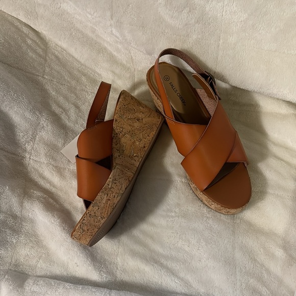 Sandals 👡 - Picture 2 of 5